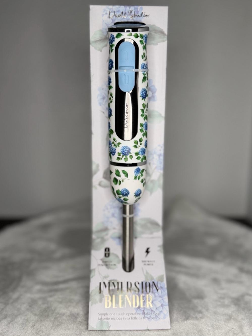 Dwell Studio Immersion Blender 2-Speed Blue Hydrangea Floral Immersion Blender